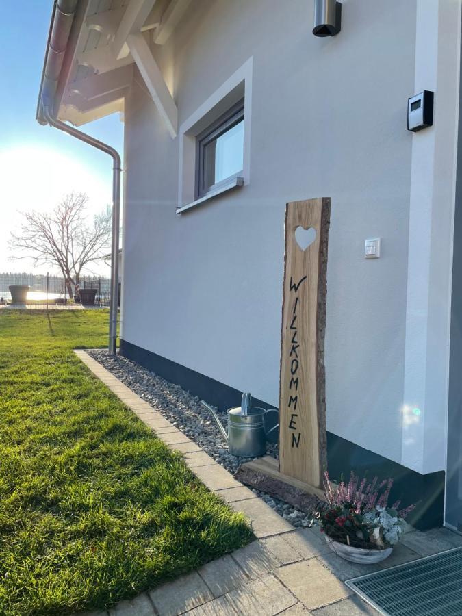 5 Sterne-Ferienhaus Eisvogel Am See Mit Sauna Und Kamin คราโคอัมเซ ภายนอก รูปภาพ