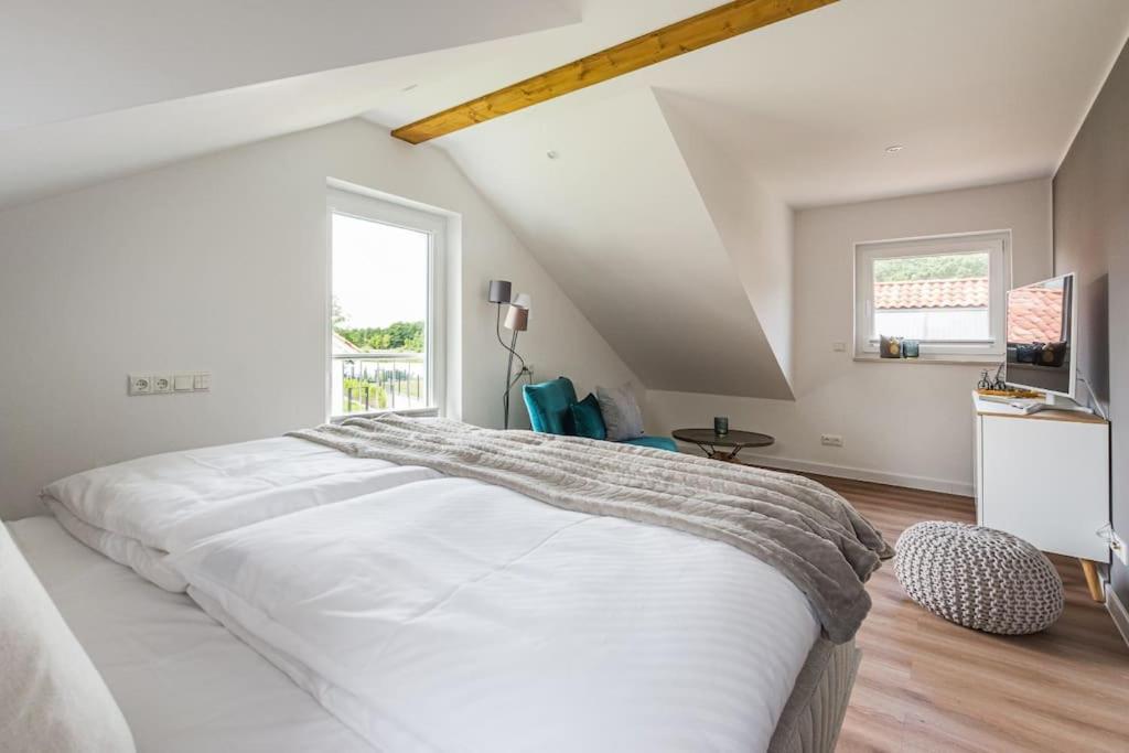 5 Sterne-Ferienhaus Eisvogel Am See Mit Sauna Und Kamin คราโคอัมเซ ภายนอก รูปภาพ