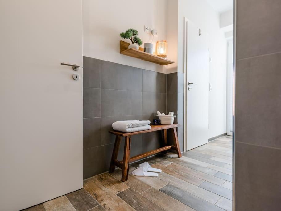 5 Sterne-Ferienhaus Eisvogel Am See Mit Sauna Und Kamin คราโคอัมเซ ภายนอก รูปภาพ